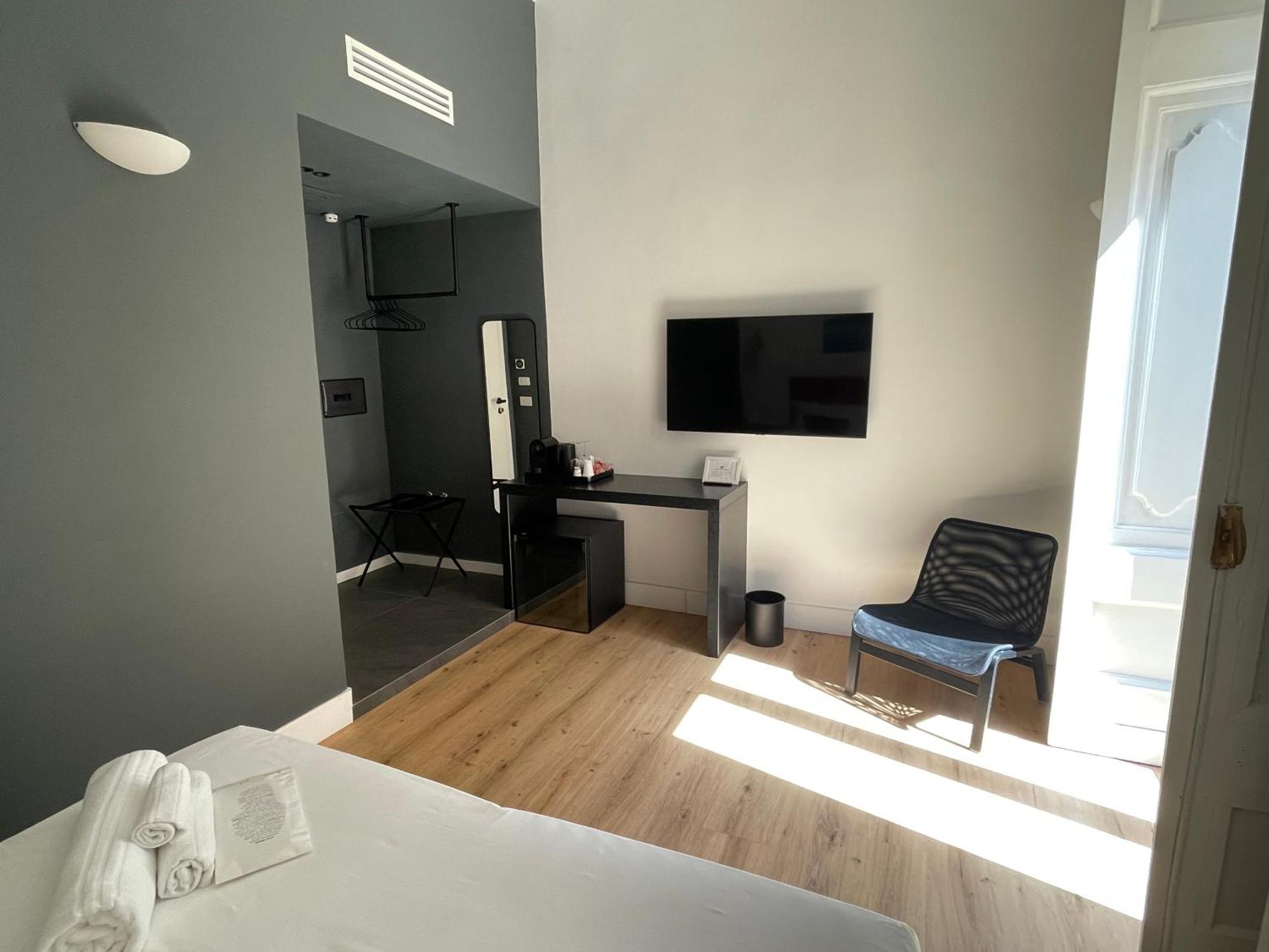 Bed and Breakfast Rolando Domus Neapol Zewnętrze zdjęcie